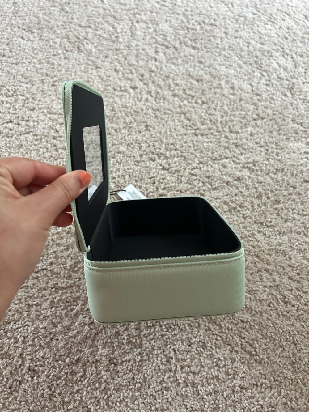 Prada beauty case & compact mirror - Picture 9 of 14